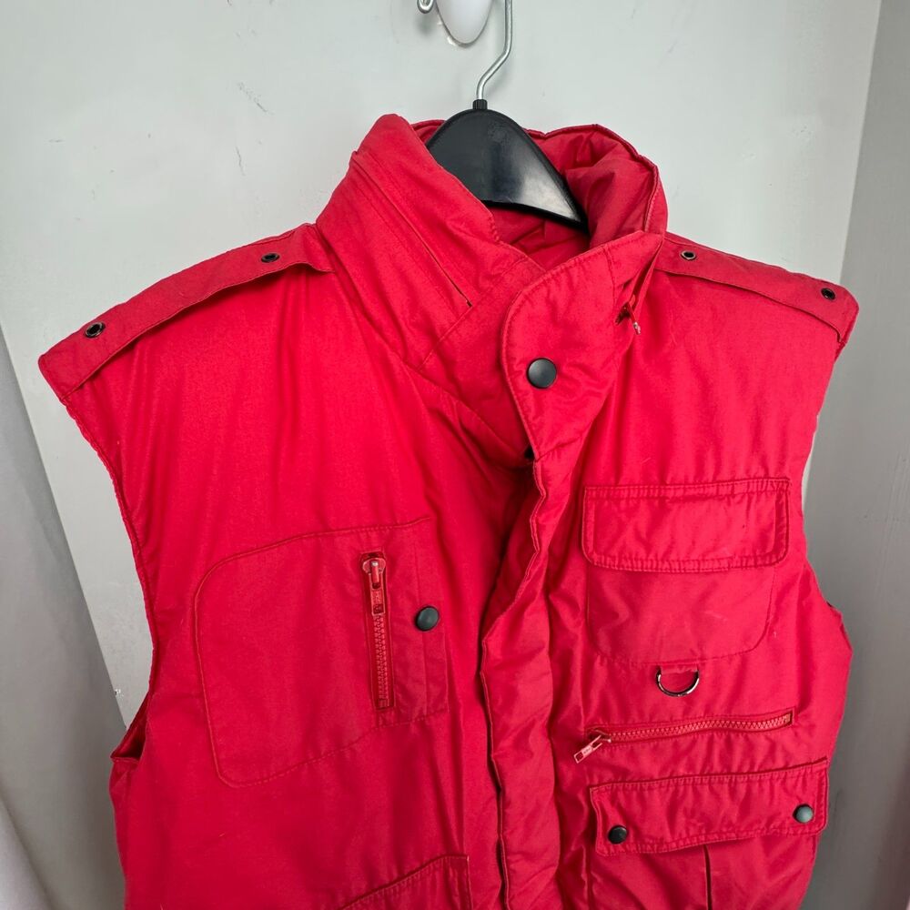 The Company Store Red Down Puffer Vest Medium Zip Snap Nylon Lined - Picture 3 of 10